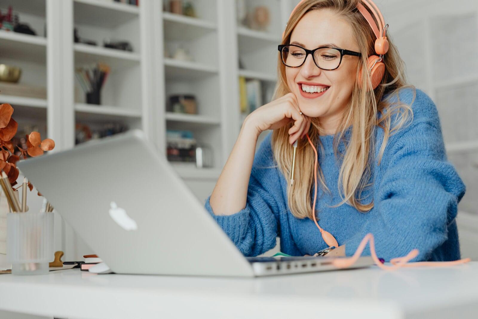 Understanding Blue-Light Fatigue in the Digital Age